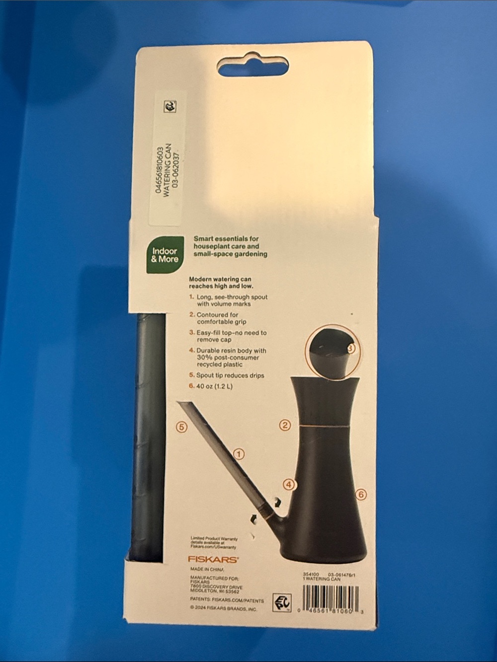 Fiskars Black Indoor Watering Can for Precise Pouring - Picture 3 of 4